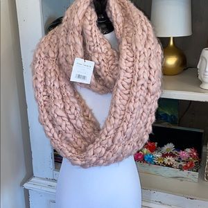 Free people dreamland chunky knit infinity scarf‎